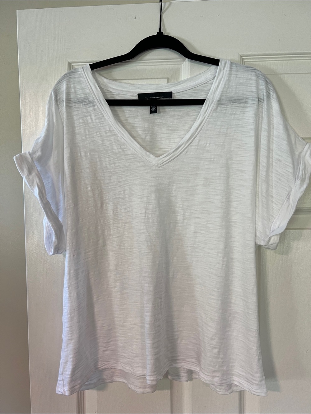 White House Black Market White V-Neck Short Sleeve Tee
